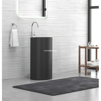 Karag 45D-PMB BLACK MATT MILOS 44x44 Νιπτήρας Δαπέδου Μαύρο Ματ